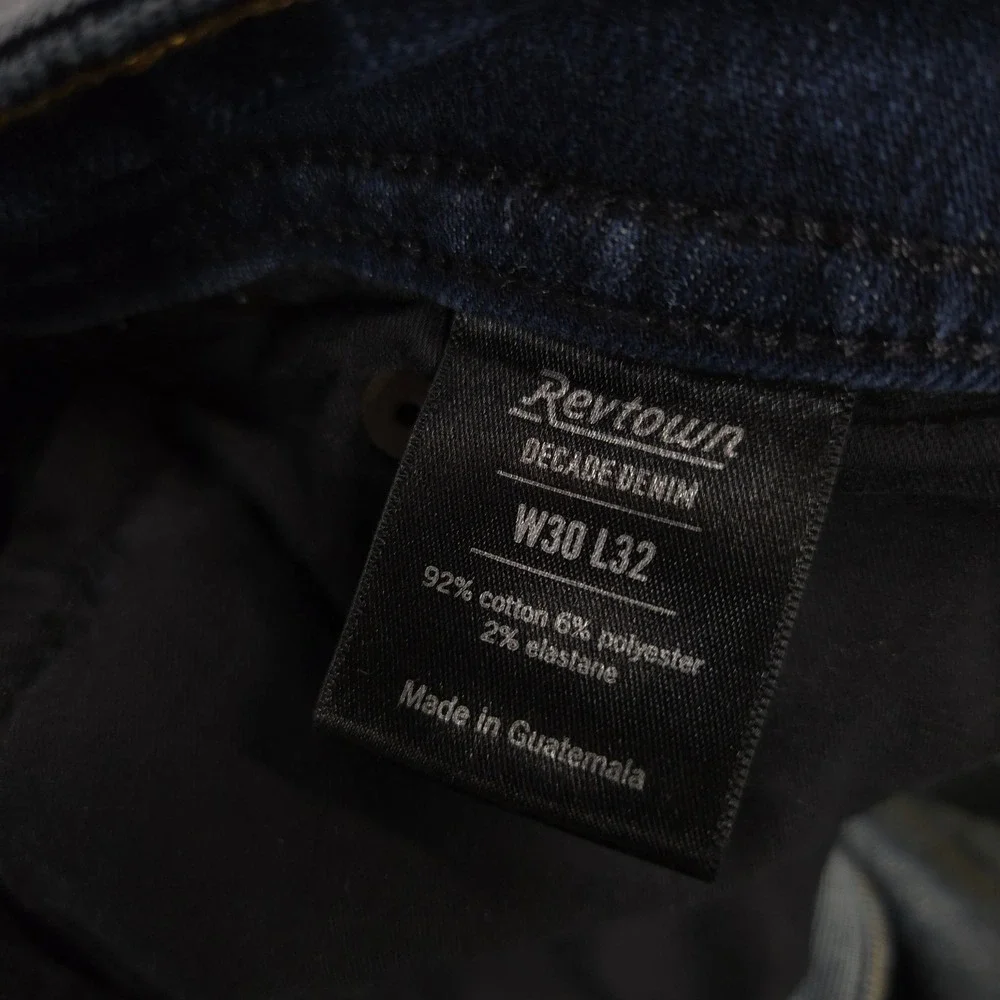 Revtown Jeans Mens 30X32 Blue Slim Taper 5 Pocket Stretch Dark Wash Denim Casual